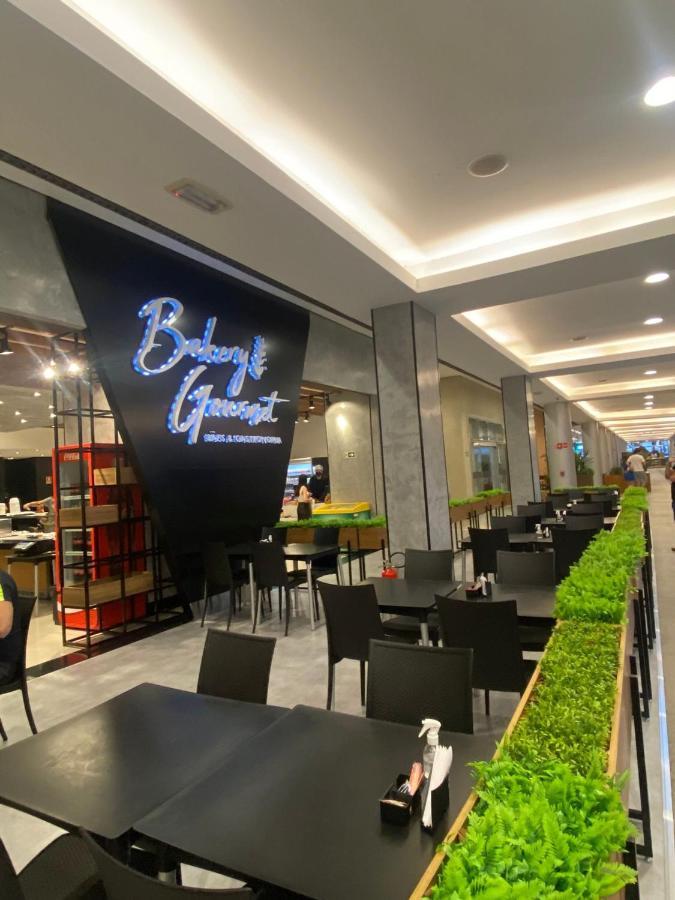 Moderno No Df Plaza Brasília